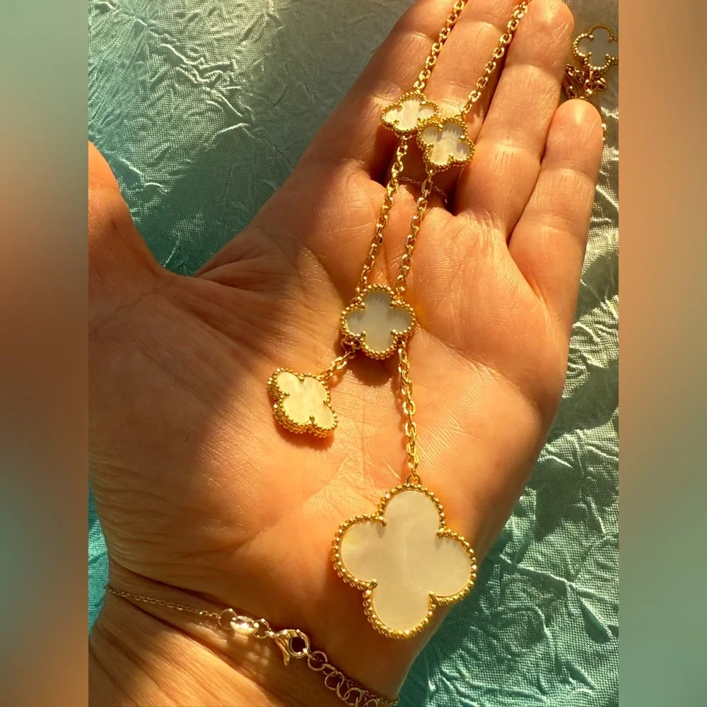 Alhambra style Clover Necklace